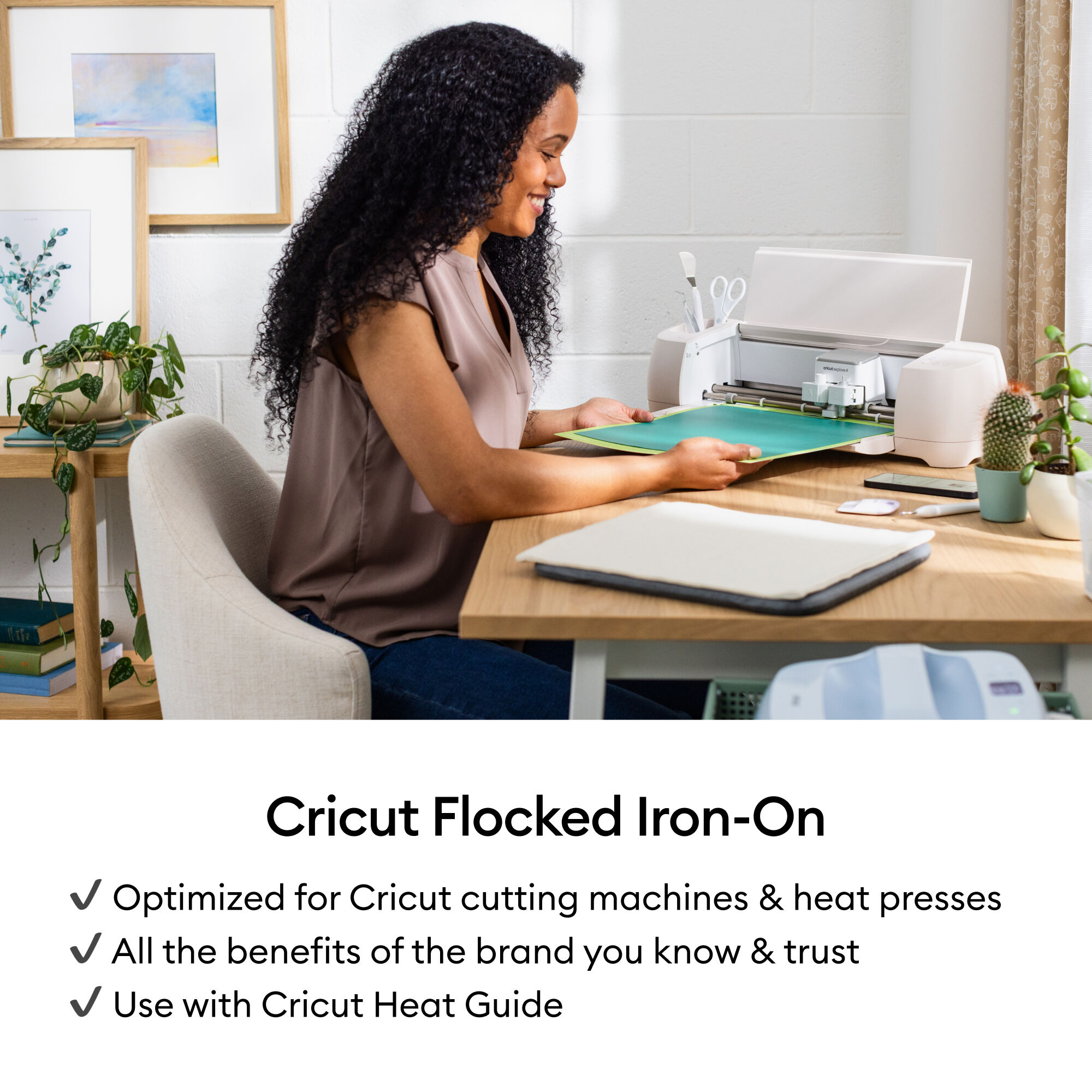 Adesivo de Transferência Flocado Cricut® (12 in x 19 in)